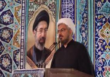 قدردانی امام جمعه دماوند از حضور حماسی مردم و تلاش خادمان زائران «رهبر شهید» در خطبه‌های نماز جمعه
